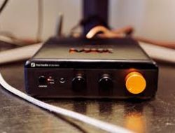 Review Gadget Singkat Headset Ringan Nyaman untuk Komunikasi Kerja Jangka Panjang